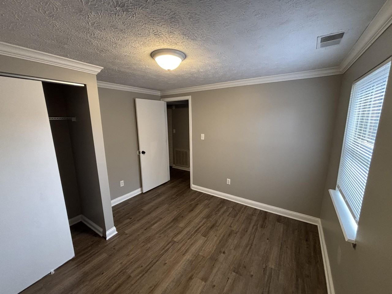 575 El Paseo Pl - Photo 6 of 9