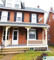 featured image of 220 Locust St