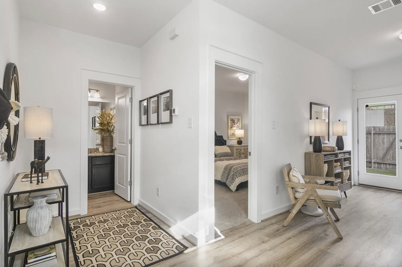 16870 South Interstate 35 Frontage Road - Photo 5 of 18