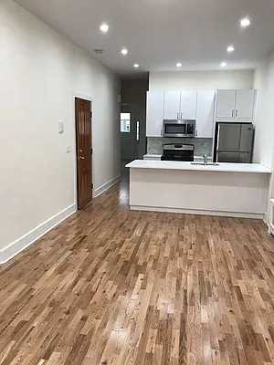 20th St #1 - Photo 2 of 8