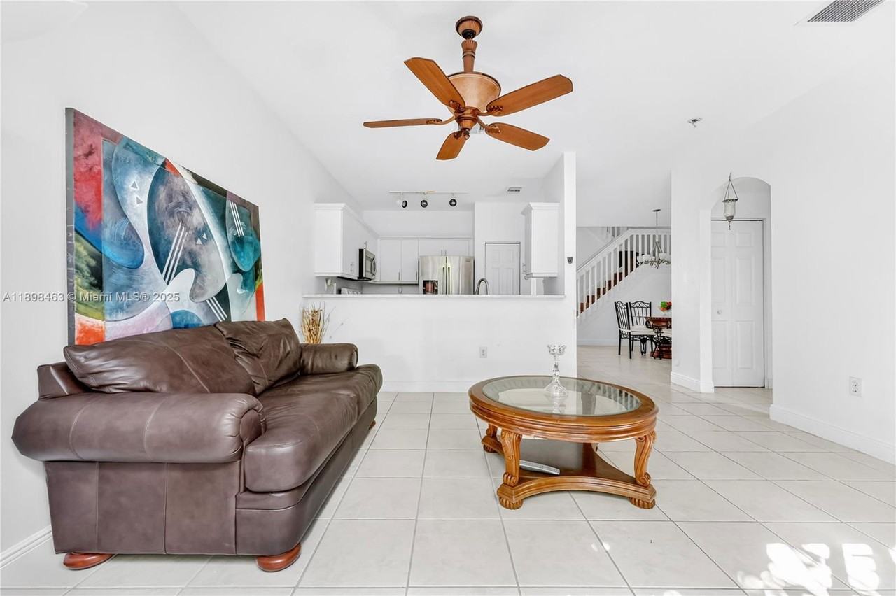 10934 Sw 247th Ter #10934 - Photo 7 of 8