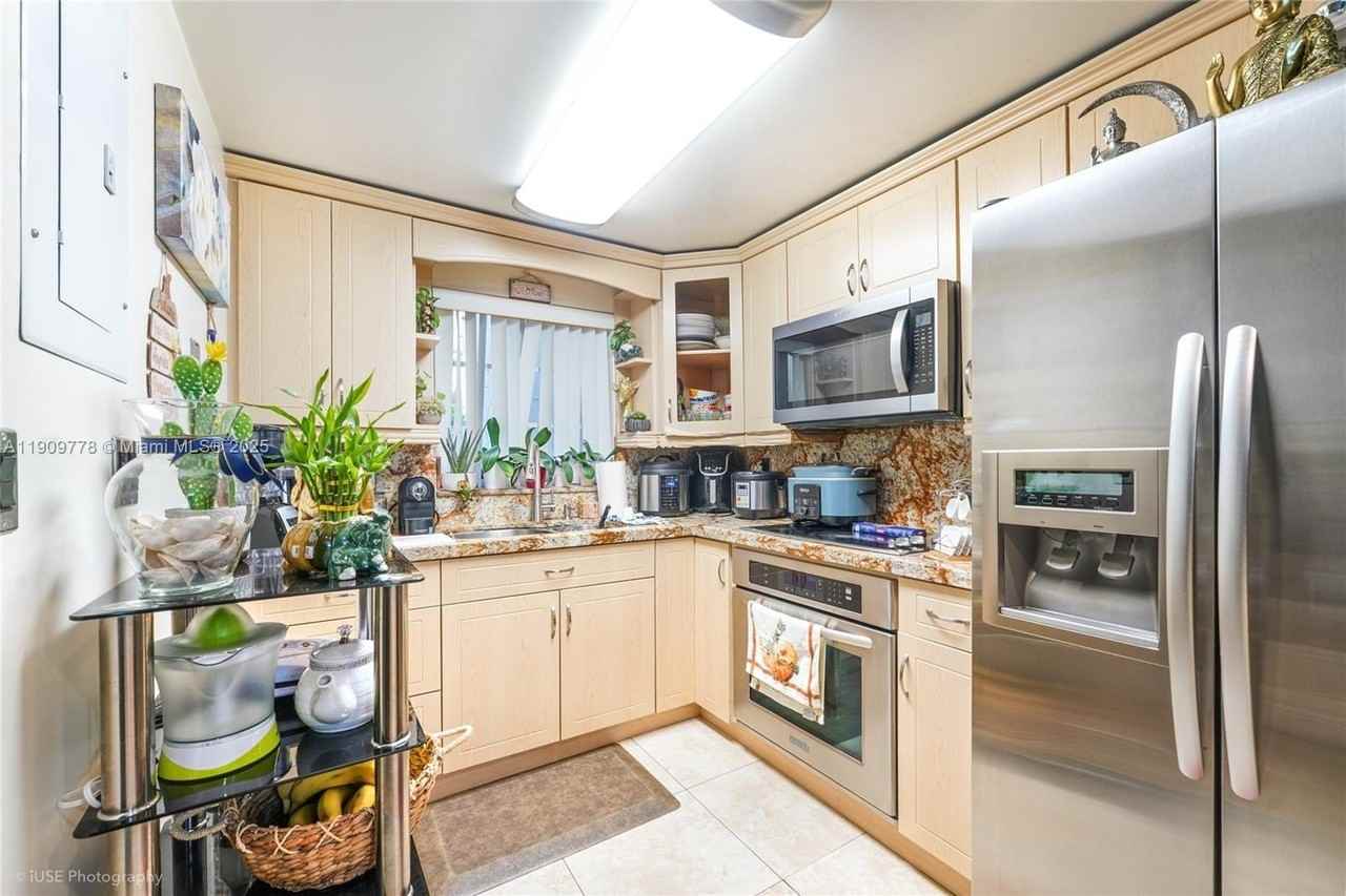 3900 W 11th Ave #55 - Photo 2 of 12