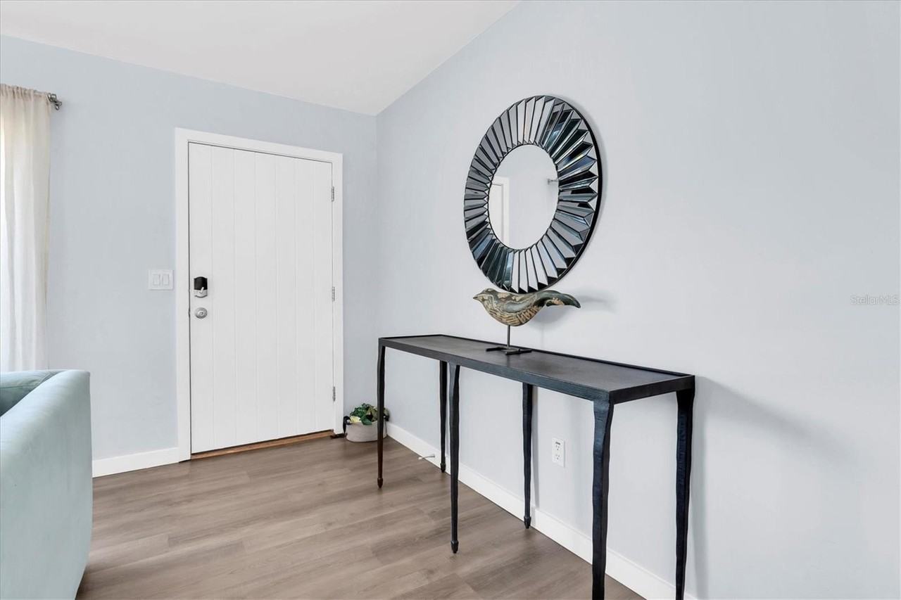 104 24th St - Photo 5 of 45