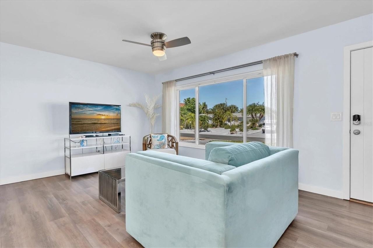 104 24th St - Photo 7 of 45