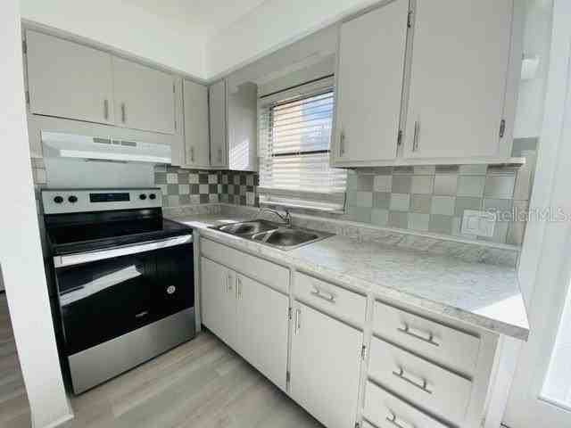 4902 31st Ave S - Photo 6 of 22