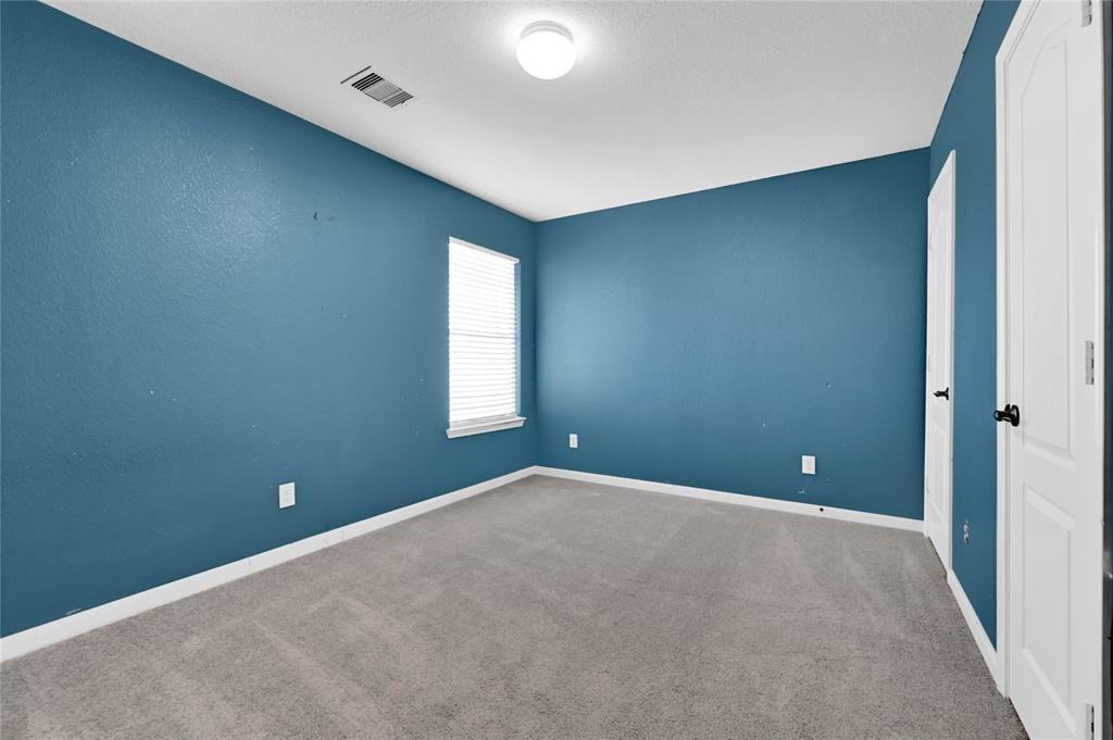 Remington Ridge Dr - Photo 3 of 7