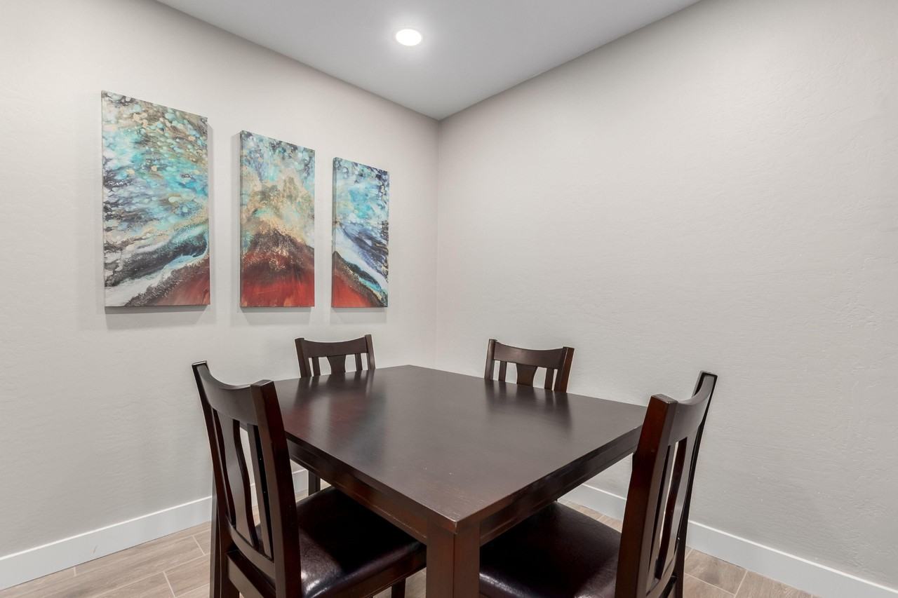 S 47th St - Photo 2 of 7