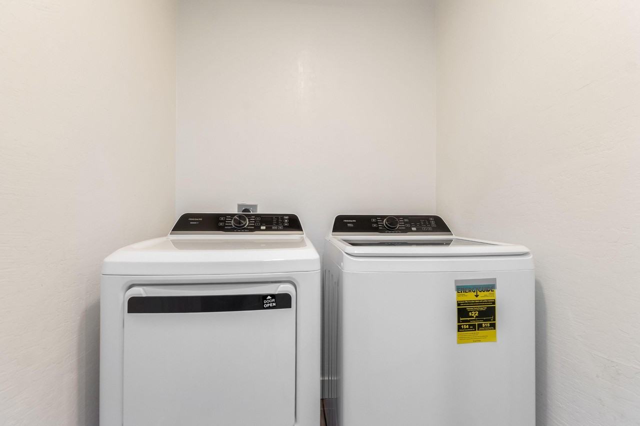 S 47th St - Photo 4 of 7