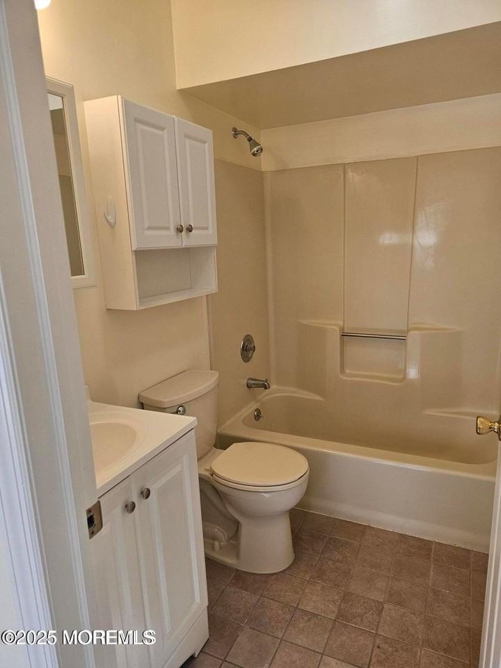 290 Route 9 Unit B10 #B10 - Photo 5 of 5