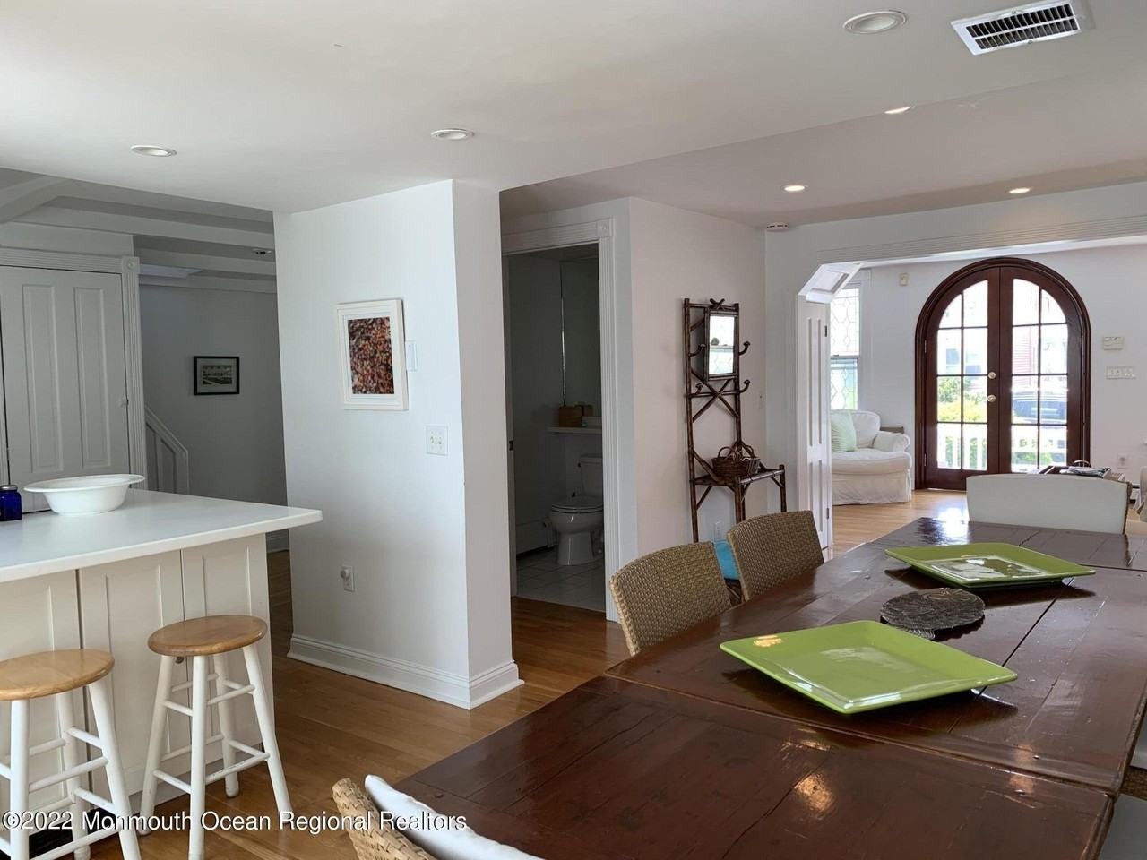 13 Heck Ave - Photo 7 of 25