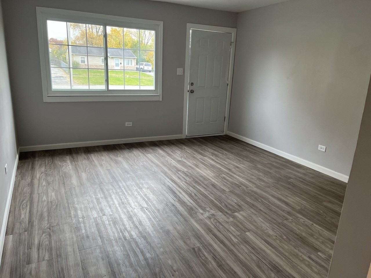 1918 Ashland Avenue - Photo 5 of 12