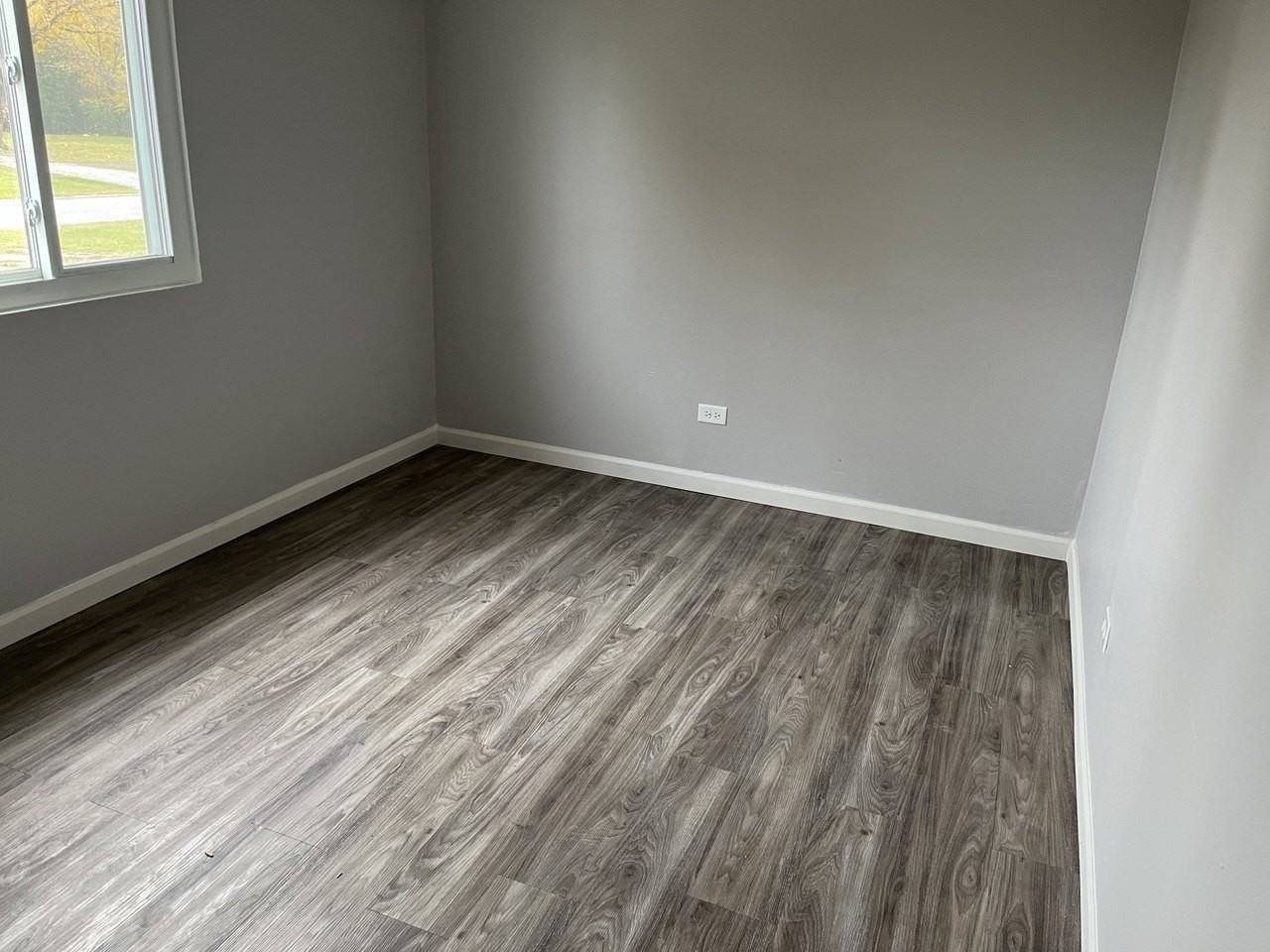 1918 Ashland Avenue - Photo 7 of 12