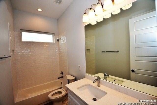 24418 Canyon Row - Photo 7 of 47