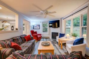 featured image of 503 Old Bartlett Rd #1