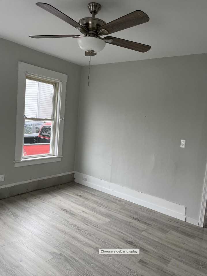 56 Franklin St - Photo 3 of 9