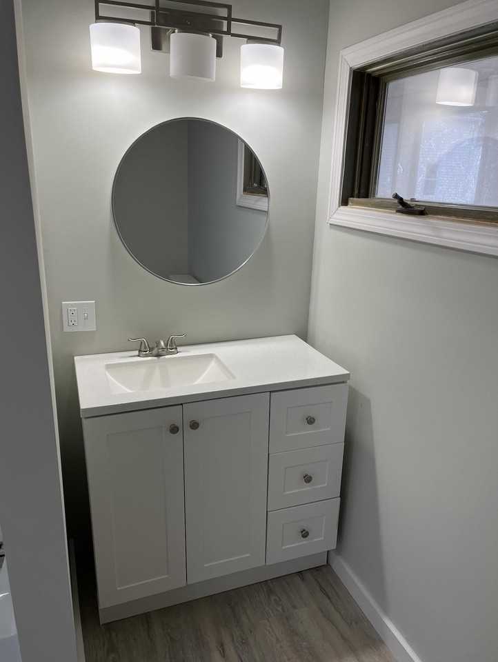 56 Franklin St - Photo 6 of 9