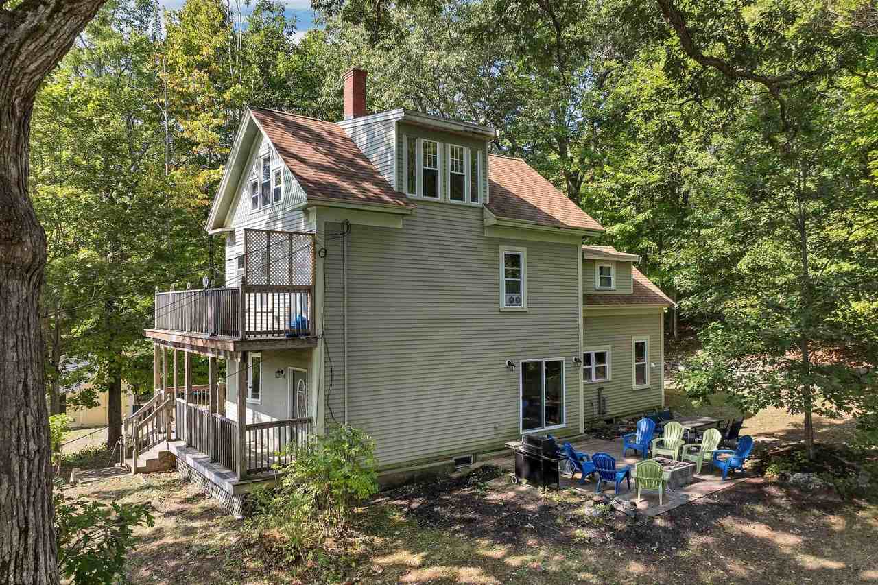 172 Center St - Photo 5 of 45