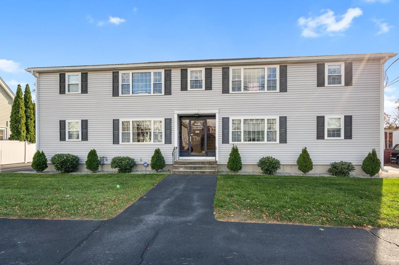 1145 Hayward St #D - Photo 2 of 24