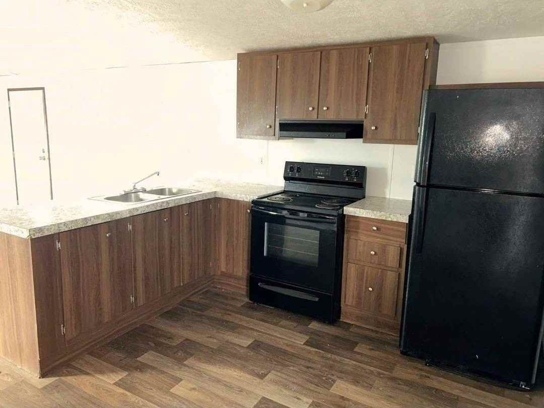 311 Mark Rd #311R - Photo 2 of 9