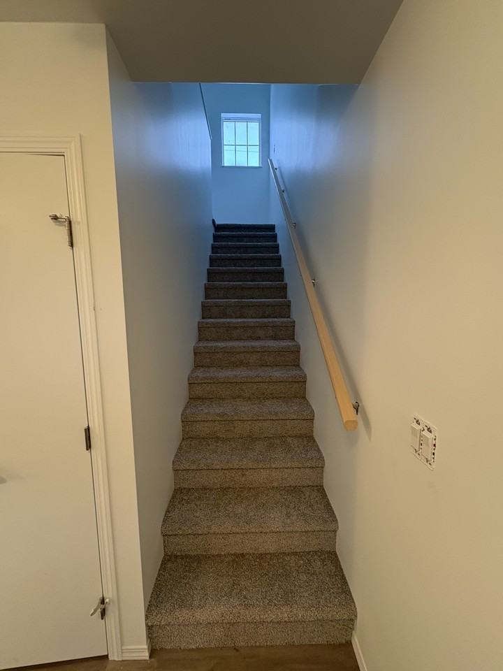 11813 47 St Nw Uppr - - Photo 6 of 50