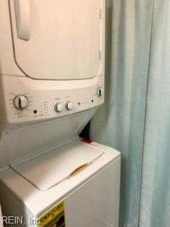 409 Harbour Pt #305 - Photo 7 of 33