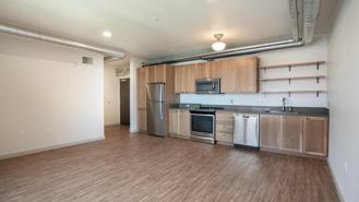 975 Se 11th Ave - Photo 1 of 1