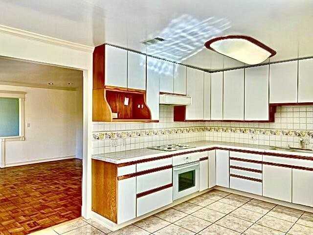 202 Las Ondas - Photo 2 of 11