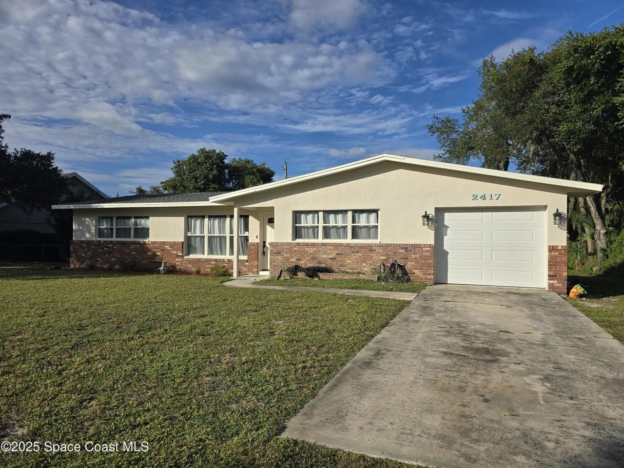 2417 Colonial Dr - Photo 6 of 50