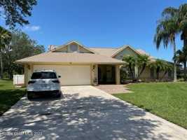featured image of 866 Spanish Wells Dr