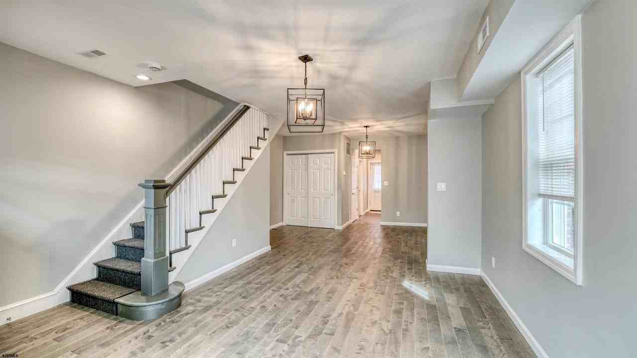 103 N Harvard Ave - Photo 4 of 25