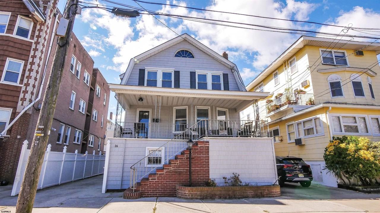 26 S Oakland Ave - Photo 2 of 36