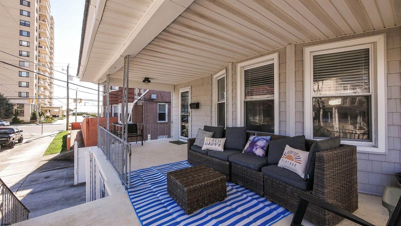 26 S Oakland Ave - Photo 4 of 36