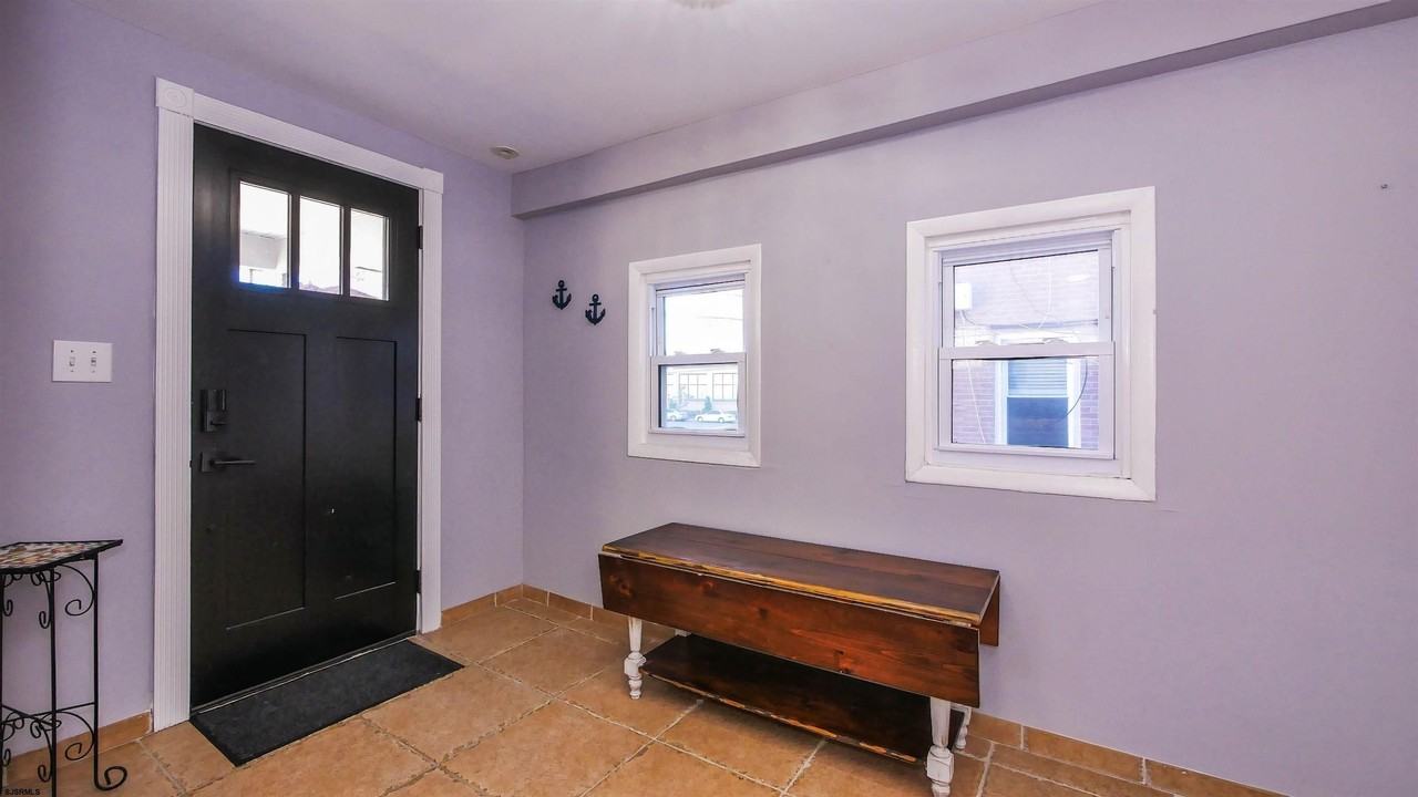 26 S Oakland Ave - Photo 7 of 36