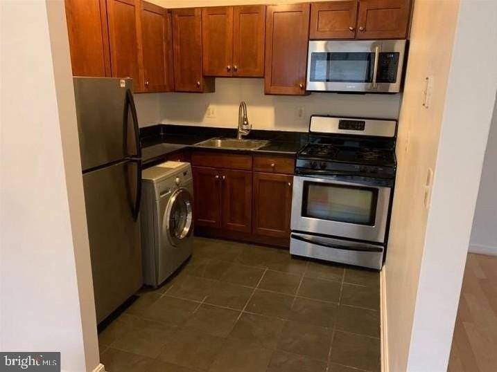 3107 Naylor Rd Se #301 - Photo 5 of 9