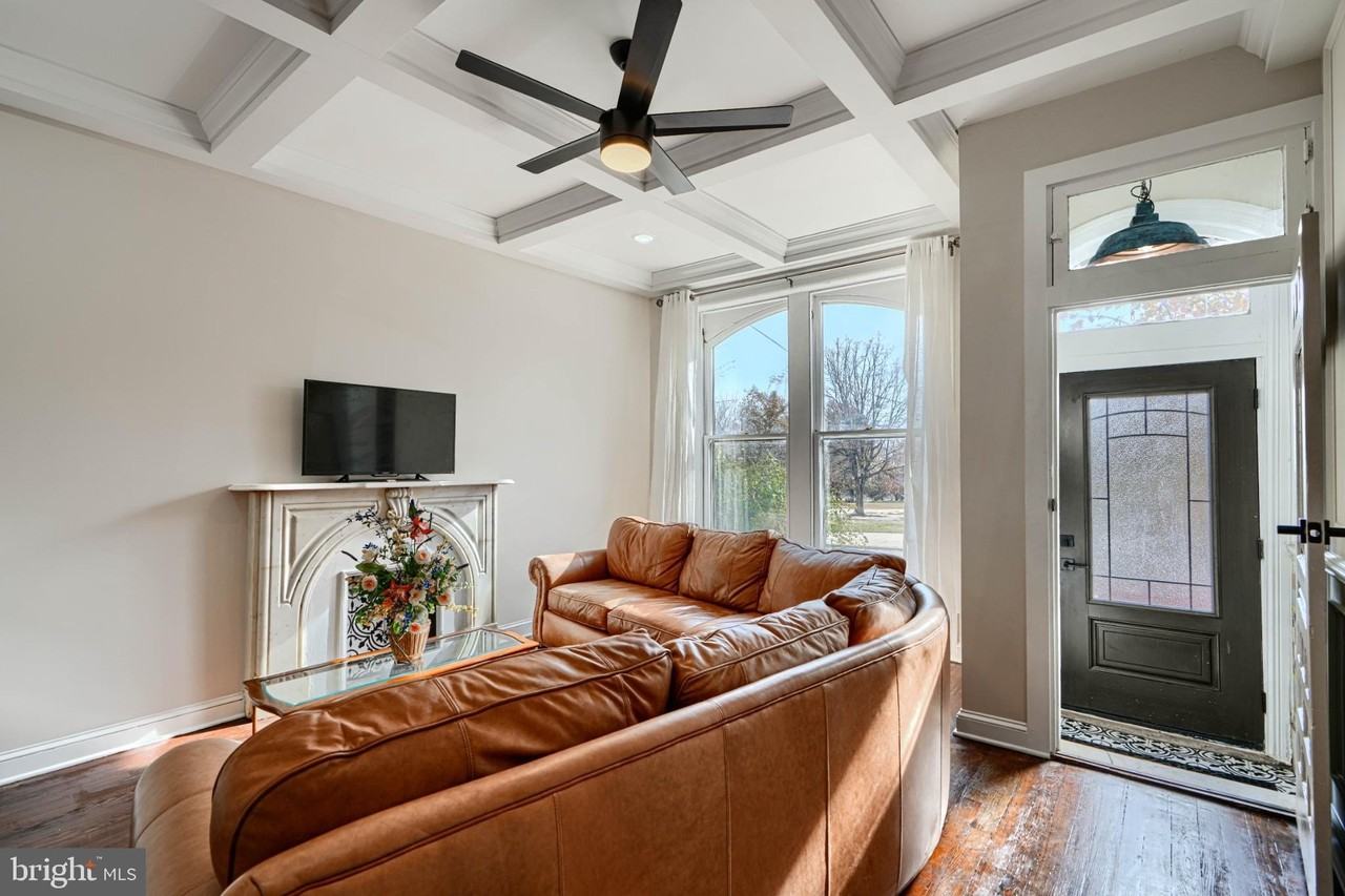 2630 E Baltimore St - Photo 5 of 50