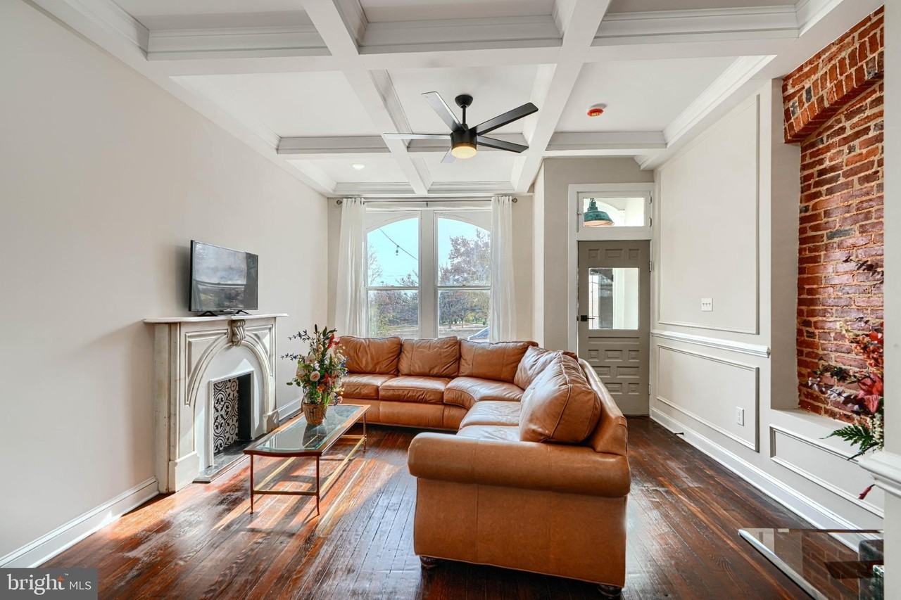 2630 E Baltimore St - Photo 6 of 50