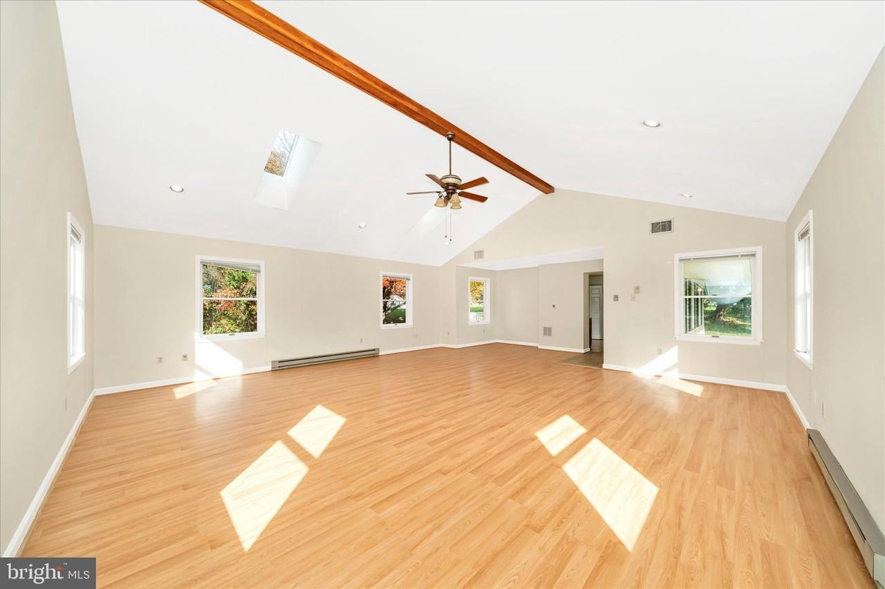 180 Wicomico Drive - Photo 6 of 50