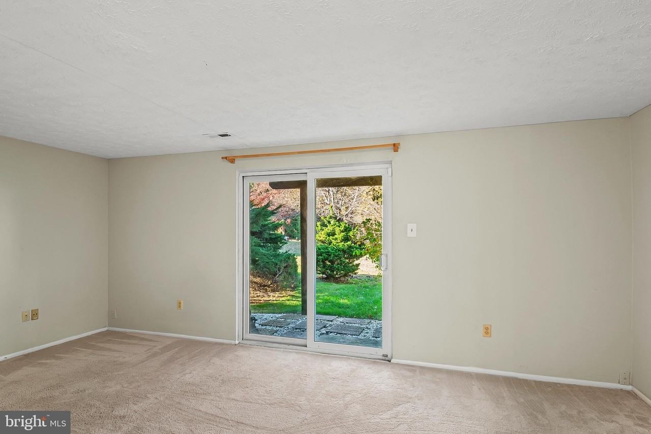 6413 Pound Apple Ct - Photo 4 of 26