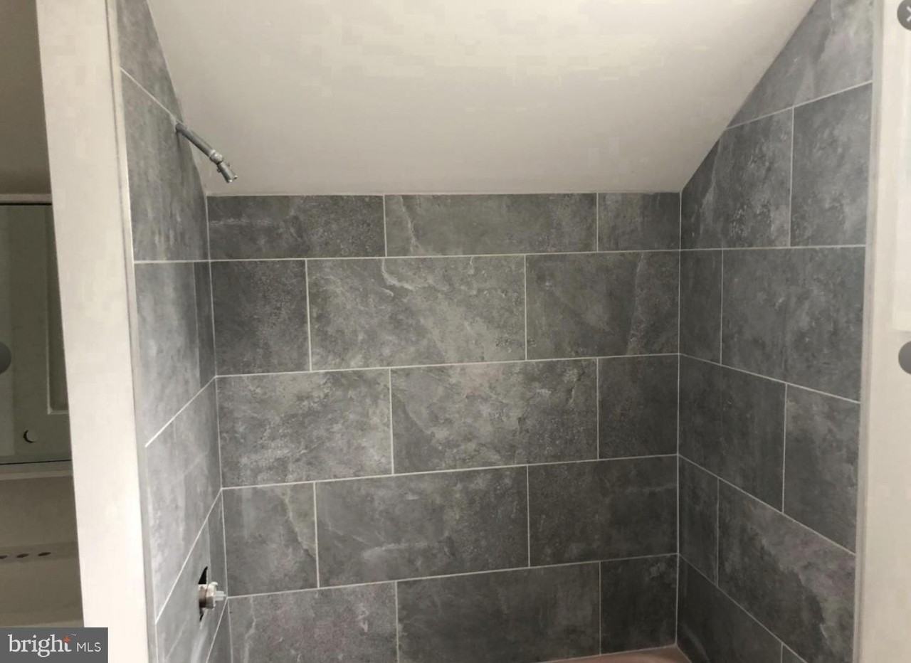 26 Zane St - Photo 6 of 8