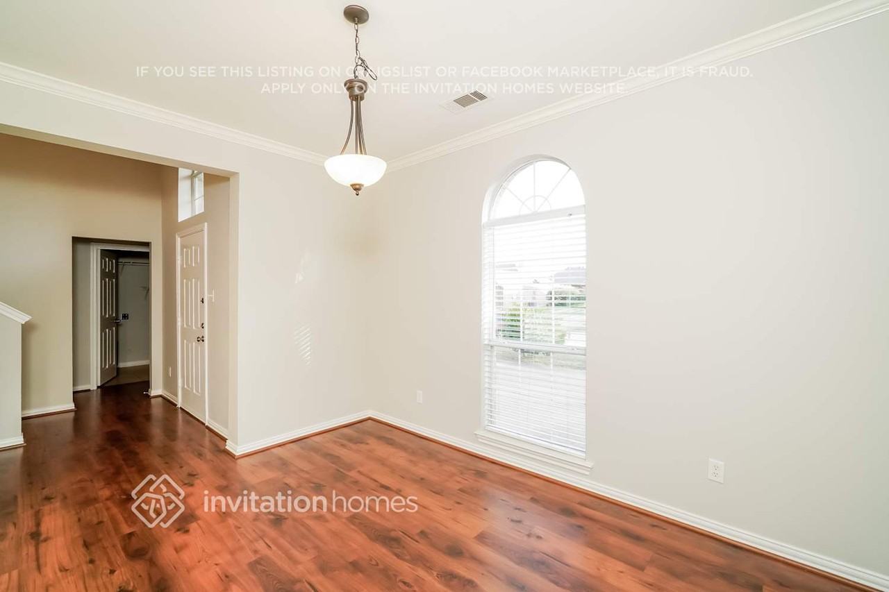 109 Troy Ln - Photo 7 of 14