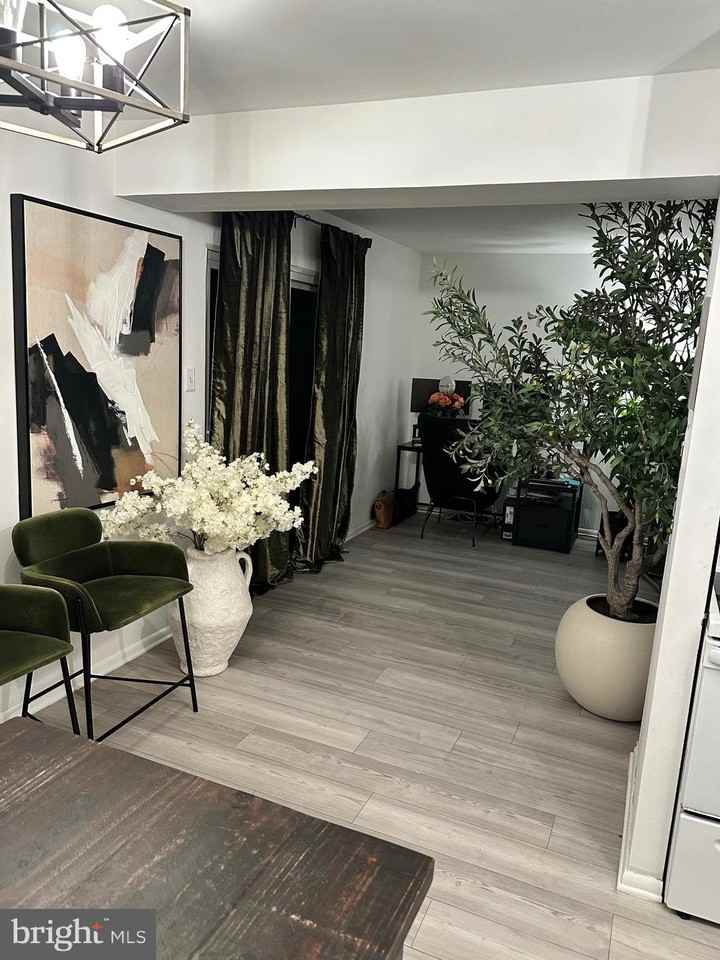 103 Shannon Dr - Photo 2 of 9