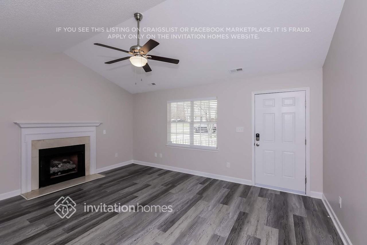 4411 Allibrook Way - Photo 3 of 16