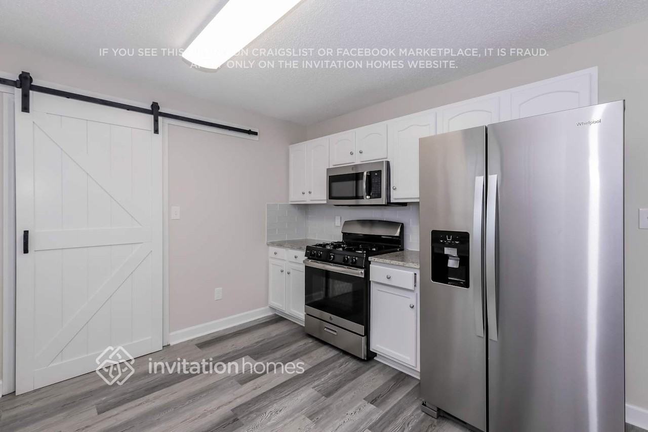 4411 Allibrook Way - Photo 7 of 16