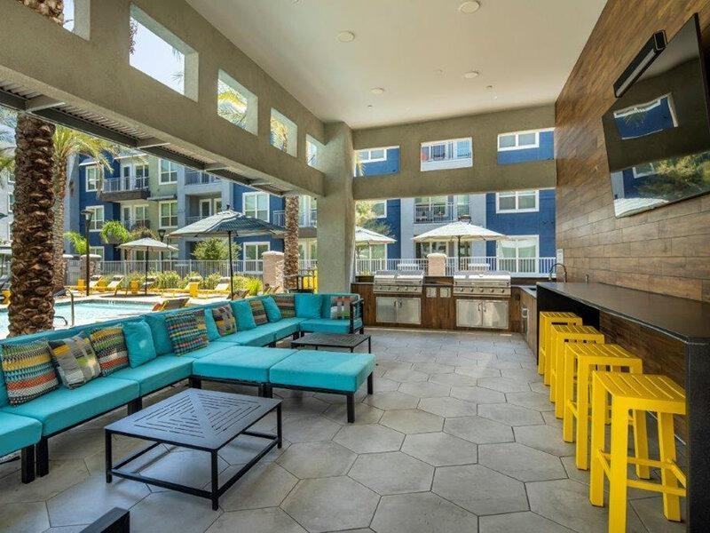 1831 E Apache Blvd - Photo 4 of 28