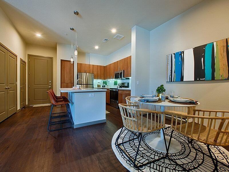 1831 E Apache Blvd - Photo 5 of 28