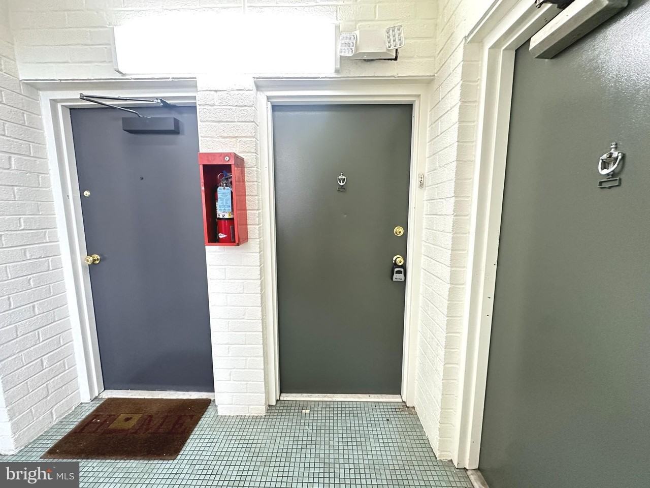 4254 Buckman Rd Apt 5 #5 - Photo 2 of 20