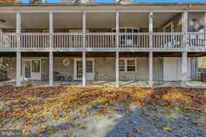 featured image of 2289 Potomac Rd