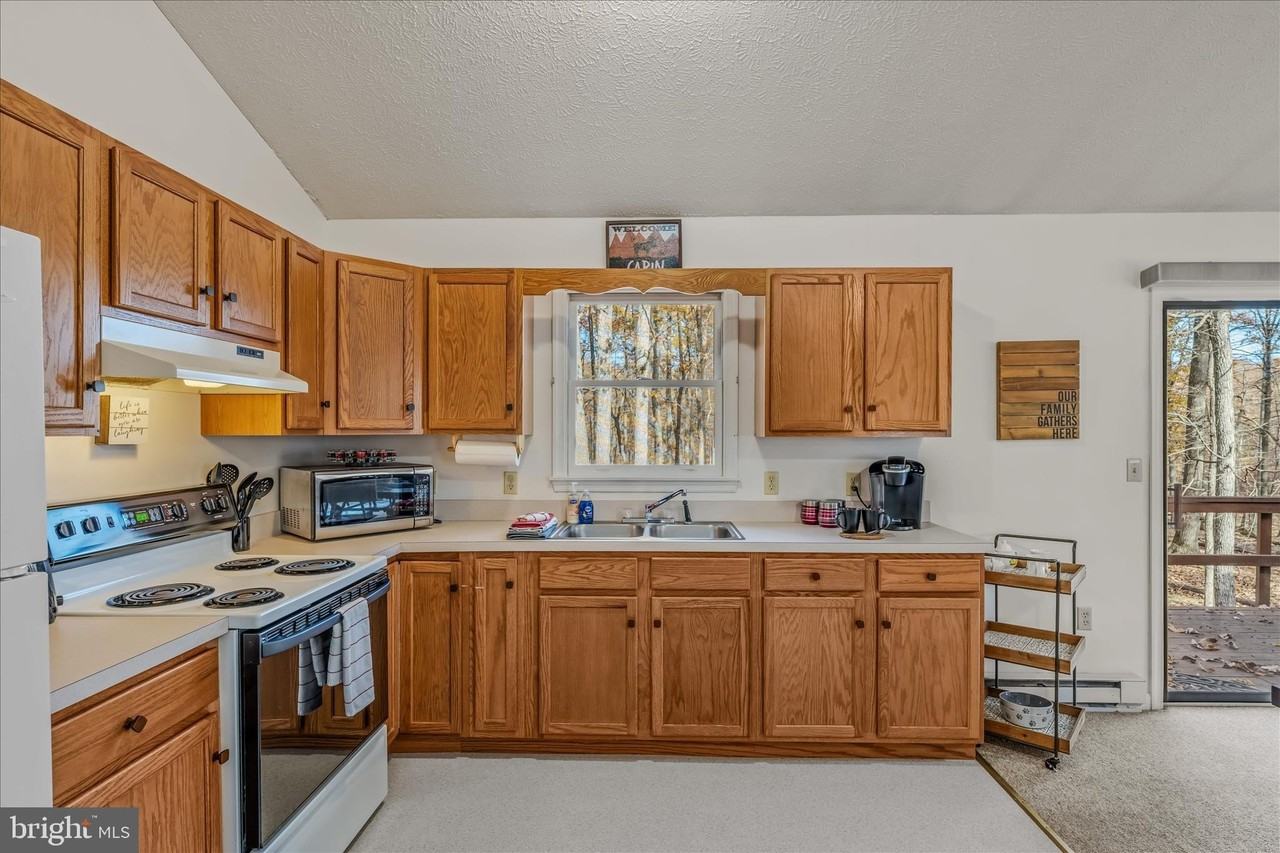 67 Tranquil Way - Photo 6 of 37