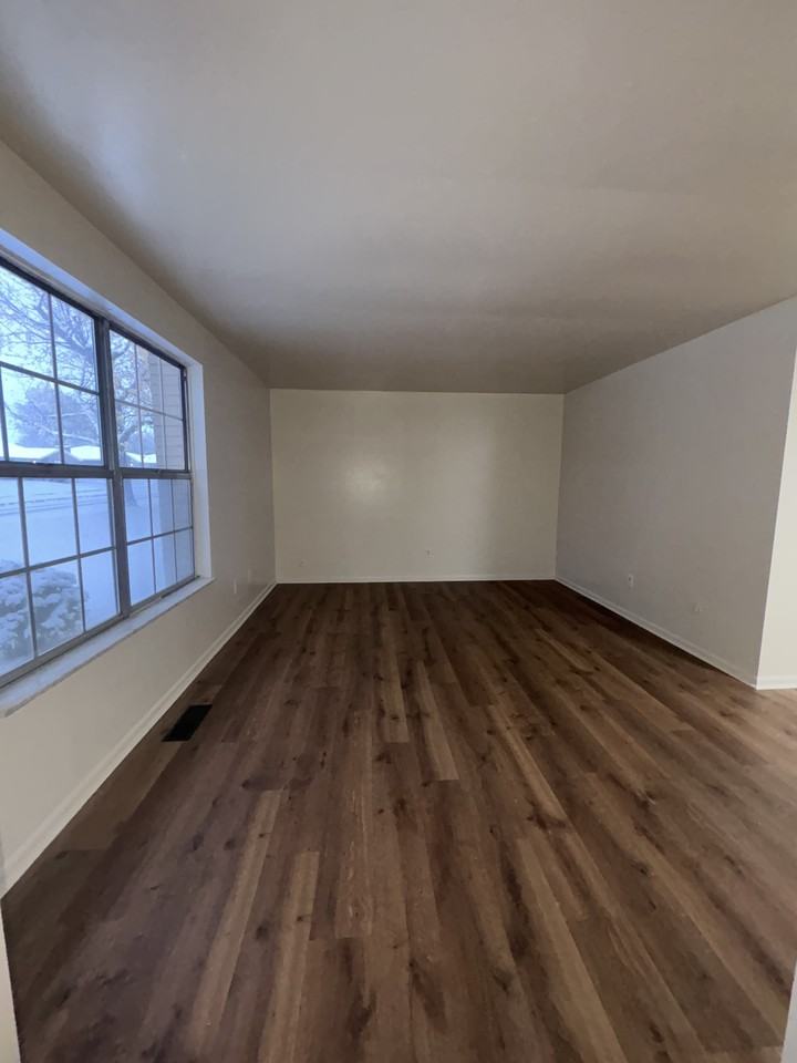 5317 Greencroft Drive #5317 - Photo 4 of 14