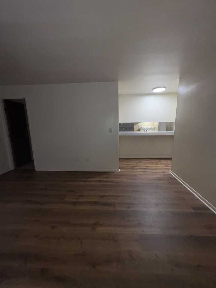 5317 Greencroft Drive #5317 - Photo 5 of 14